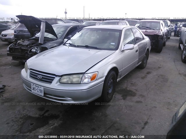 JT2BG22K1Y0410065 - 2000 TOYOTA CAMRY CE/LE/XLE 米色 照片 2