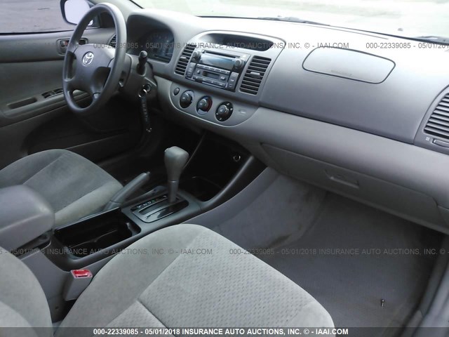 4T1BF32K12U538284 - 2002 TOYOTA CAMRY LE/XLE/SE მწვანე ფოტო 5