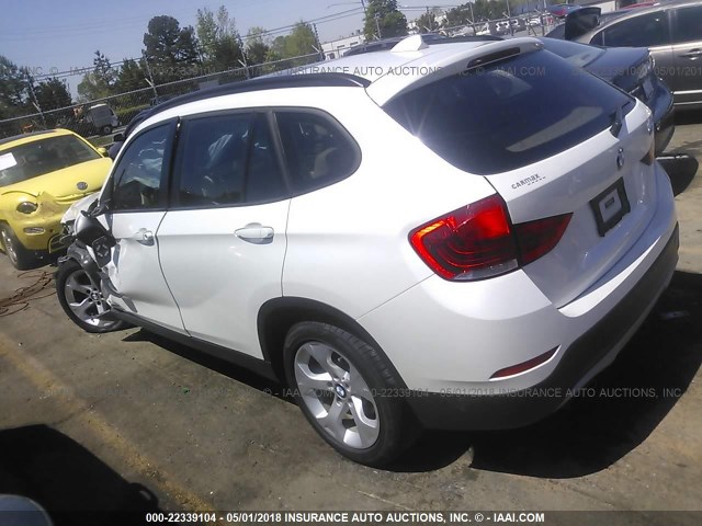 WBAVM1C50EVW48131 - 2014 BMW X1 SDRIVE28I WHITE photo 3