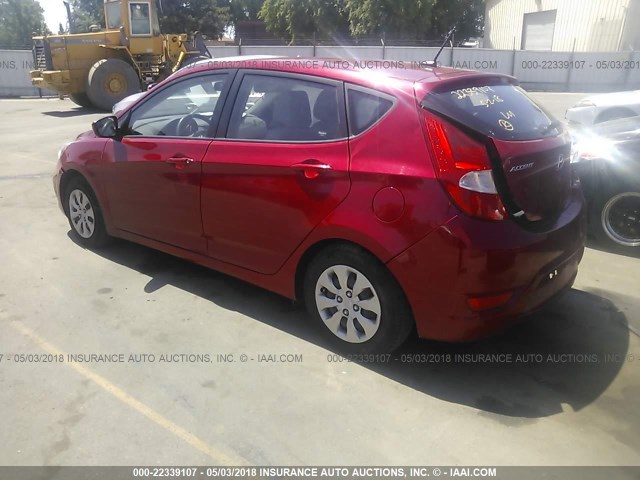 KMHCT5AE0GU279377 - 2016 HYUNDAI ACCENT SE RED photo 3