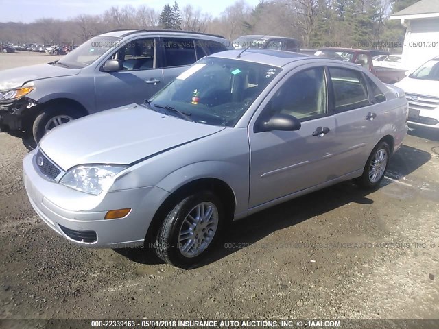 1FAHP34N47W231826 - 2007 FORD FOCUS ZX4/S/SE/SES 银色 照片 2