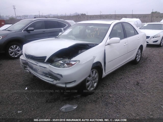4T1BF32K04U073130 - 2004 TOYOTA CAMRY LE/XLE/SE თეთრი ფოტო 2