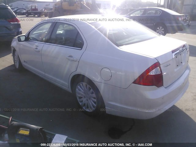 3FADP0L39BR113618 - 2011 FORD FUSION HYBRID WHITE photo 3