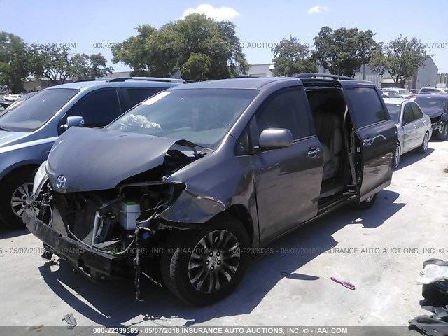 5TDYK3DC5BS145490 - 2011 TOYOTA SIENNA XLE/LIMITED GRAY photo 2