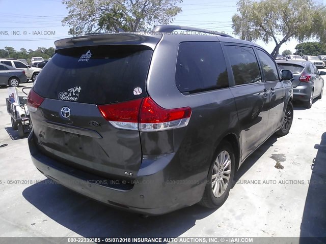 5TDYK3DC5BS145490 - 2011 TOYOTA SIENNA XLE/LIMITED GRAY photo 4