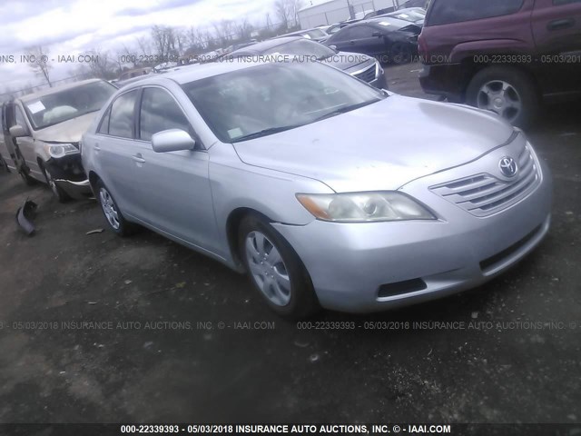 4T1BE46K17U629498 - 2007 TOYOTA CAMRY NEW GENERAT CE/LE/XLE/SE SILVER photo 1