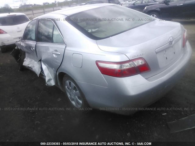 4T1BE46K17U629498 - 2007 TOYOTA CAMRY NEW GENERAT CE/LE/XLE/SE SILVER photo 3