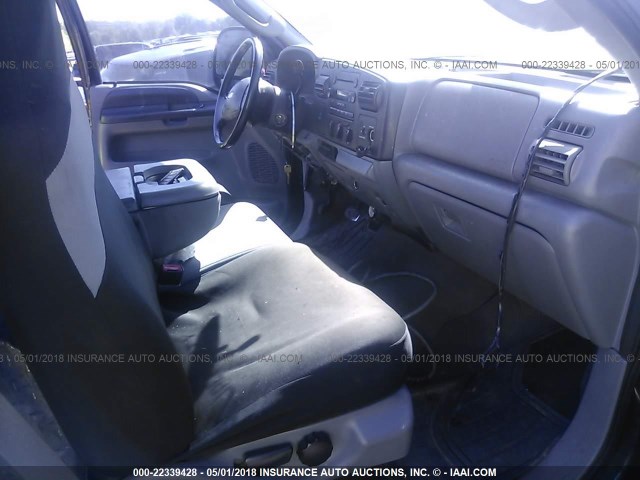 1FDAF56P87EA26116 - 2007 FORD F550 SUPER DUTY 黑色 照片 5