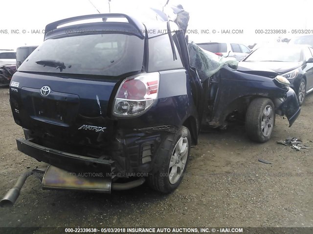 2T1KR32E15C371626 - 2005 TOYOTA COROLLA MATRIX XR BLUE photo 4