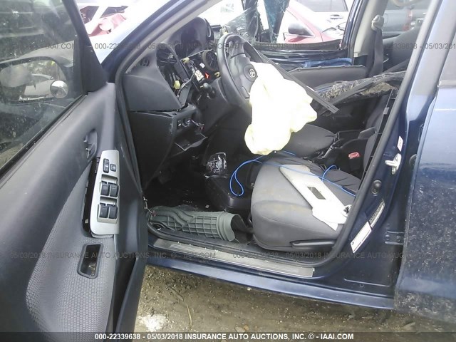 2T1KR32E15C371626 - 2005 TOYOTA COROLLA MATRIX XR BLUE photo 5