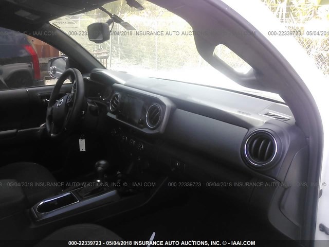 5TFAZ5CN4HX024772 - 2017 TOYOTA TACOMA DBL CAB/SR5/TRD SPORT/OR WHITE photo 5