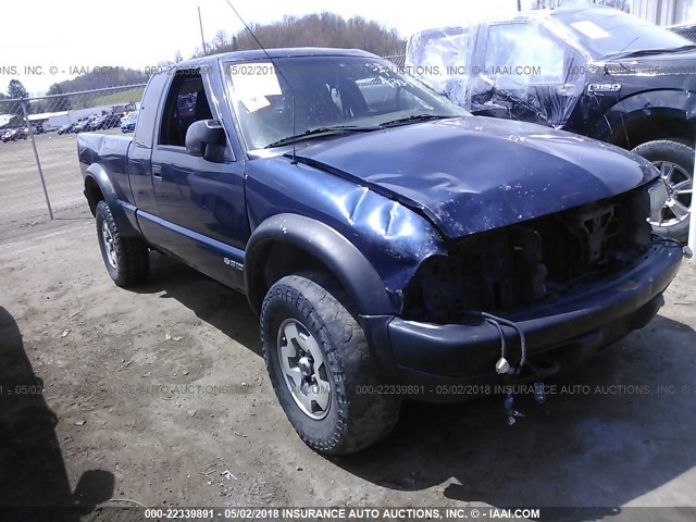 1GCCT19XX38257652 - 2003 CHEVROLET S TRUCK S10 BLUE photo 1