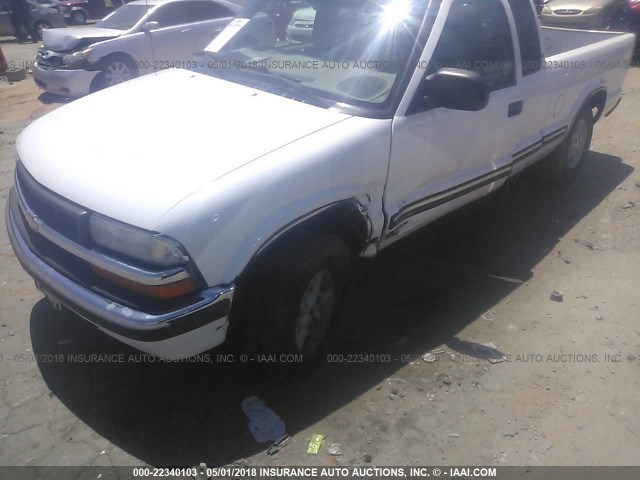 1GCDT19W3Y8195269 - 2000 CHEVROLET S TRUCK S10 WHITE photo 6