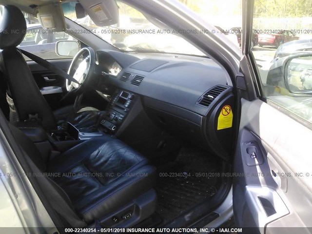 YV1CM59H441069727 - 2004 VOLVO XC90 SILVER photo 5