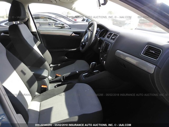 3VW2B7AJ4HM367492 - 2017 VOLKSWAGEN JETTA S 蓝色 照片 5