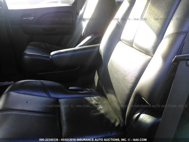 1GNFC13J77J377058 - 2007 CHEVROLET TAHOE C1500 SILVER photo 8