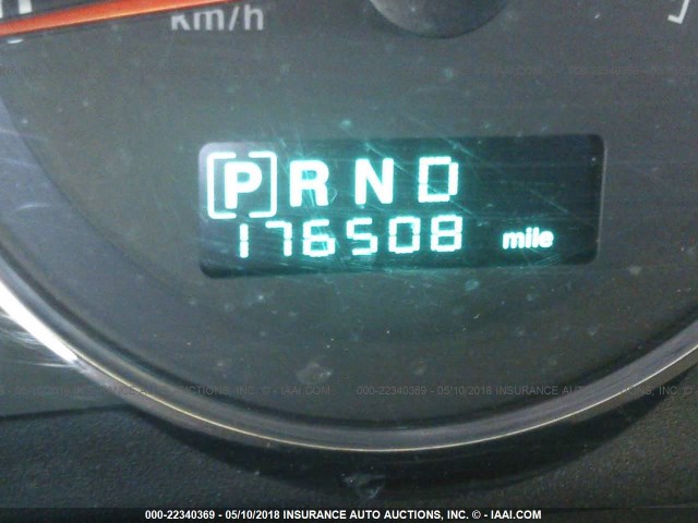 1J8HG48K66C237491 - 2006 JEEP COMMANDER GRAY photo 7