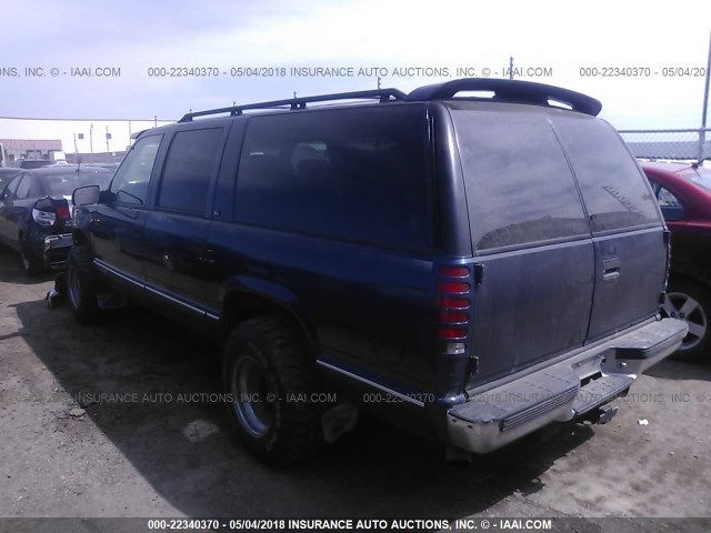 1GBFK16R4WJ335804 - 1998 CHEVROLET SUBURBAN K1500 BLUE photo 3