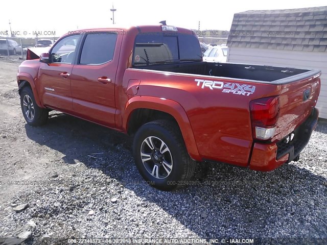 3TMCZ5AN8HM098830 - 2017 TOYOTA TACOMA DBL CAB/SR/TRDSPT/OR/PRO ნარინჯისფერი ფოტო 3
