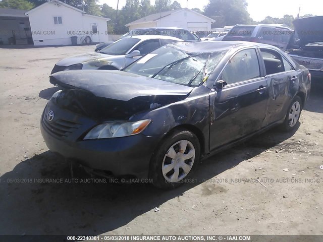 4T1BE46K67U605097 - 2007 TOYOTA CAMRY NEW GENERAT CE/LE/XLE/SE GRAY photo 2