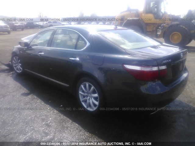 JTHGL46F475007666 - 2007 LEXUS LS 460L GRAY photo 3