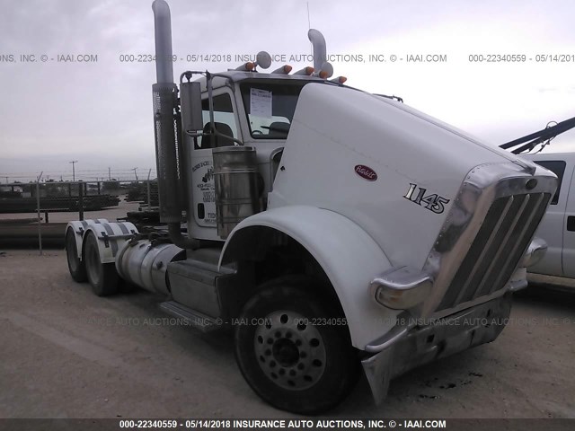 1XPWD49X5CD151353 - 2012 PETERBILT 388 WHITE photo 1