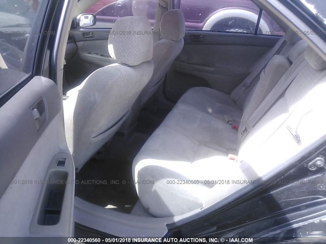 4T1BE32K92U099810 - 2002 TOYOTA CAMRY LE/XLE/SE Qara foto 8