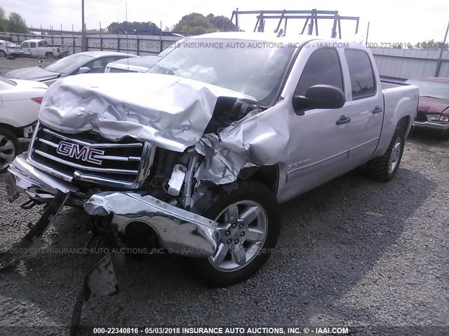 3GTP2VE72DG354924 - 2013 GMC SIERRA K1500 SLE SILVER photo 2