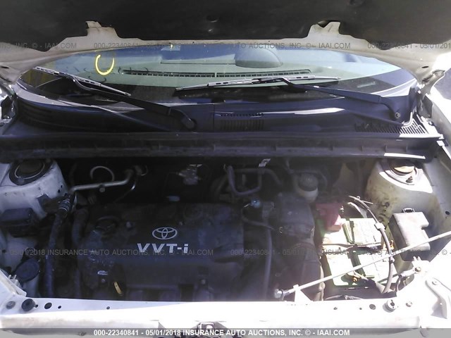 JTLKT324354025965 - 2005 TOYOTA SCION XB WHITE photo 10
