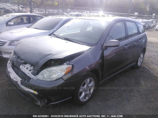 2T1KR32E25C424009 - 2005 TOYOTA COROLLA MATRIX XR GRAY photo 2