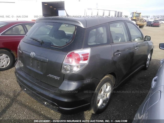 2T1KR32E25C424009 - 2005 TOYOTA COROLLA MATRIX XR GRAY photo 4