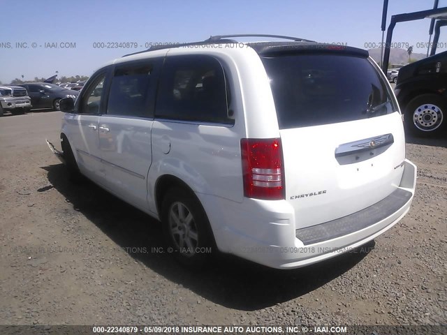 2A4RR5D12AR221677 - 2010 CHRYSLER TOWN & COUNTRY TOURING WHITE photo 3