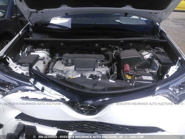 JTMNFREV5HJ111839 - 2017 TOYOTA RAV4 SE თეთრი ფოტო 10