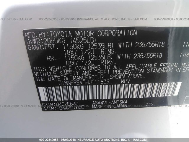 JTMNFREV5HJ111839 - 2017 TOYOTA RAV4 SE თეთრი ფოტო 9