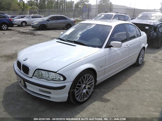 WBAAM3337YCD57122 - 2000 BMW 323 I WHITE photo 2