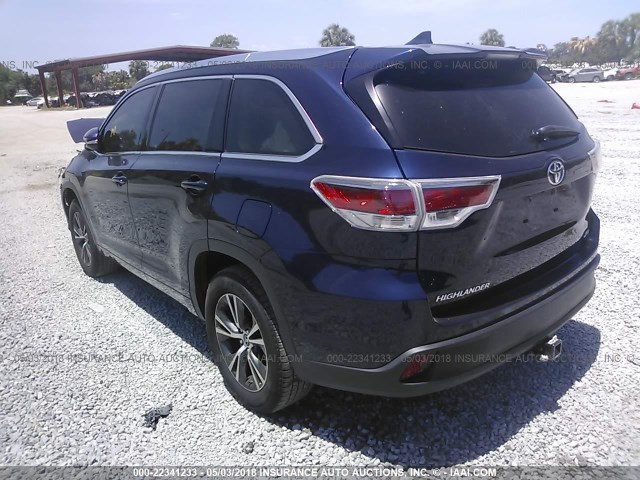 5TDKKRFH3GS147411 - 2016 TOYOTA HIGHLANDER XLE ლურჯი ფოტო 3