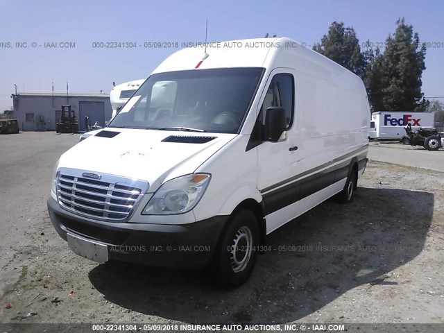 WDYPE8CC7B5583214 - 2011 FREIGHTLINER 2500 SPRINTER 2500 WHITE photo 2