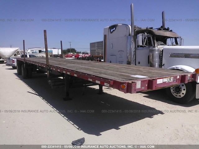 1GRDM96255M703263 - 2005 GREAT DANE FLATBED  RED photo 1