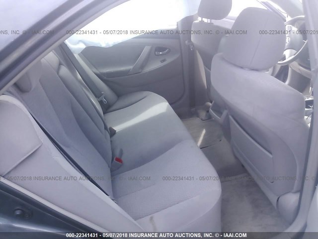 4T1BF3EK1BU203764 - 2011 TOYOTA CAMRY SE/LE/XLE GRAY photo 8