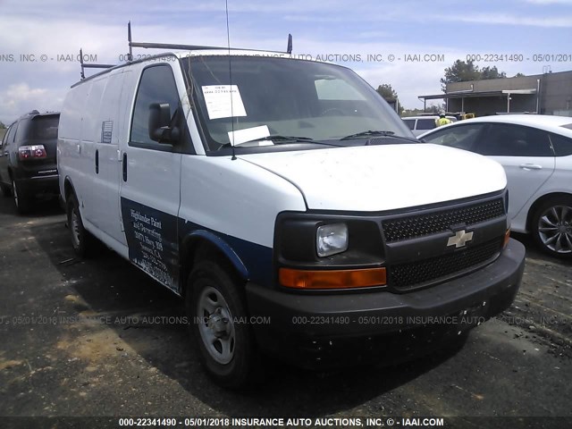 1GCFG15X971183310 - 2007 CHEVROLET EXPRESS G1500  WHITE photo 1