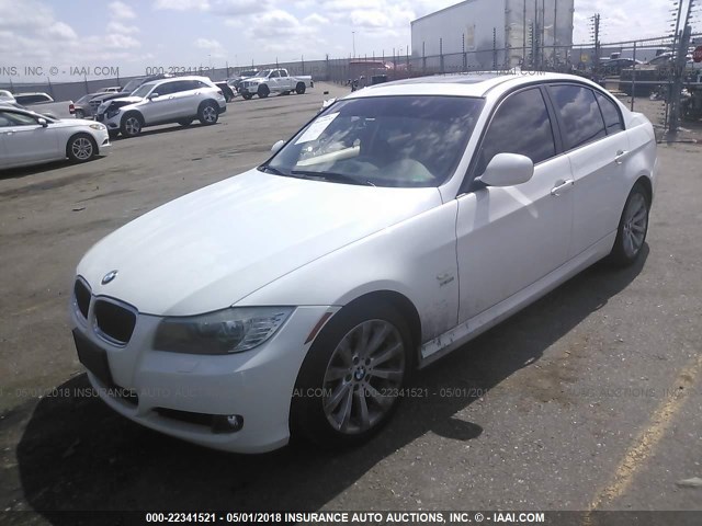 WBAPK5C50BF122741 - 2011 BMW 328 XI SULEV WHITE photo 2