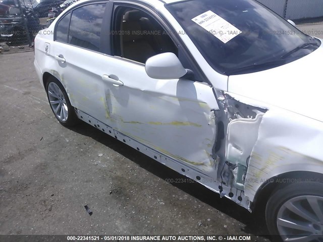 WBAPK5C50BF122741 - 2011 BMW 328 XI SULEV WHITE photo 6