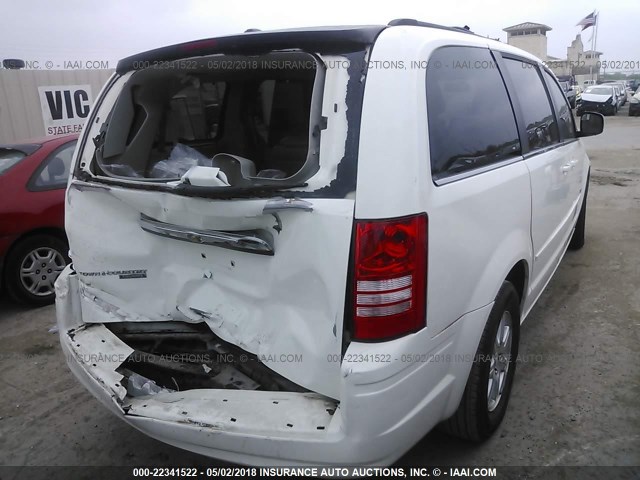 2A8HR54PX8R773954 - 2008 CHRYSLER TOWN & COUNTRY TOURING WHITE photo 4