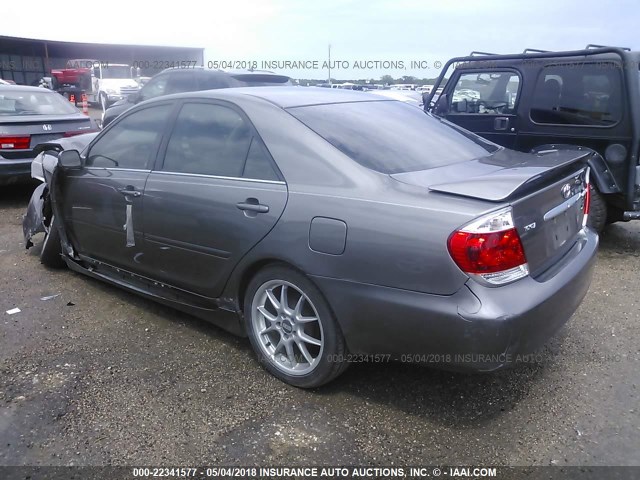 4T1BE32KX6U725614 - 2006 TOYOTA CAMRY LE/XLE/SE 灰色 照片 3