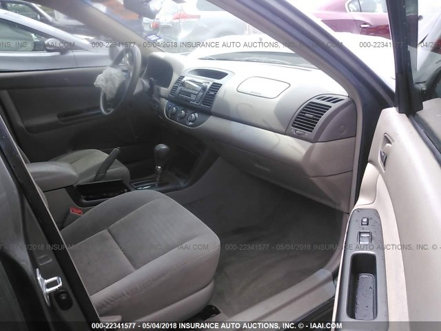 4T1BE32KX6U725614 - 2006 TOYOTA CAMRY LE/XLE/SE 灰色 照片 5