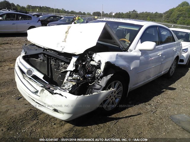 4T1BK36B66U150463 - 2006 TOYOTA AVALON XL/XLS/TOURING/LIMITED WHITE photo 2