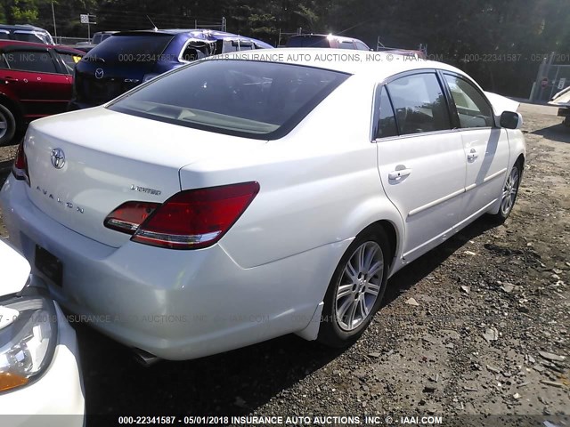 4T1BK36B66U150463 - 2006 TOYOTA AVALON XL/XLS/TOURING/LIMITED WHITE photo 4