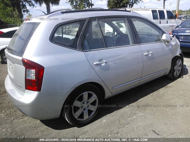 KNAFG526977114372 - 2007 KIA RONDO LX/EX SILVER photo 4