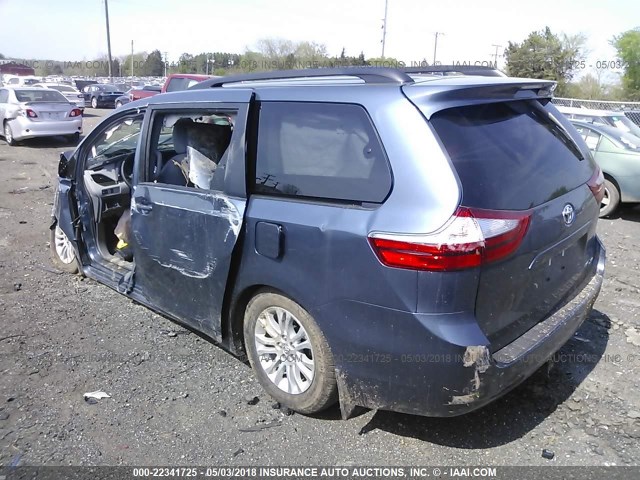 5TDYZ3DCXHS838365 - 2017 TOYOTA SIENNA XLE/LIMITED BLUE photo 3