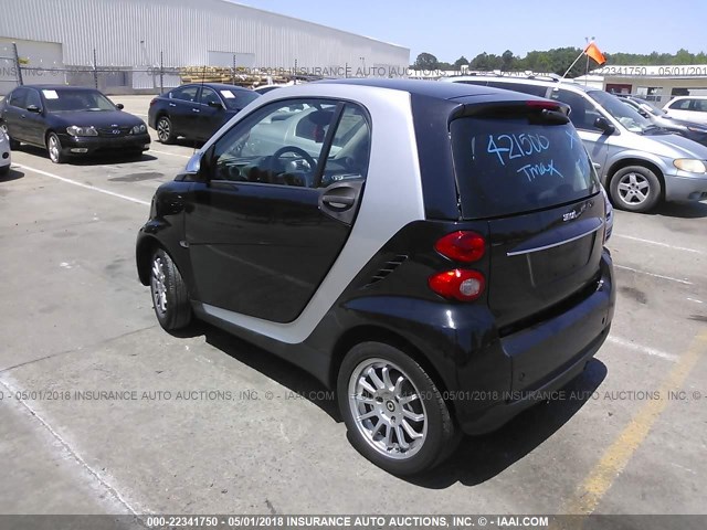 WMEEJ3BA4BK421500 - 2011 SMART FORTWO PURE/PASSION BLACK photo 3